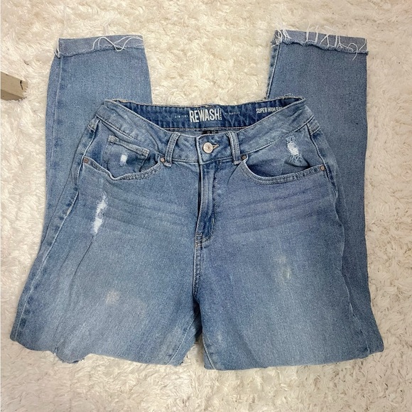 Women’s Denim Jeans - Picture 2 of 5